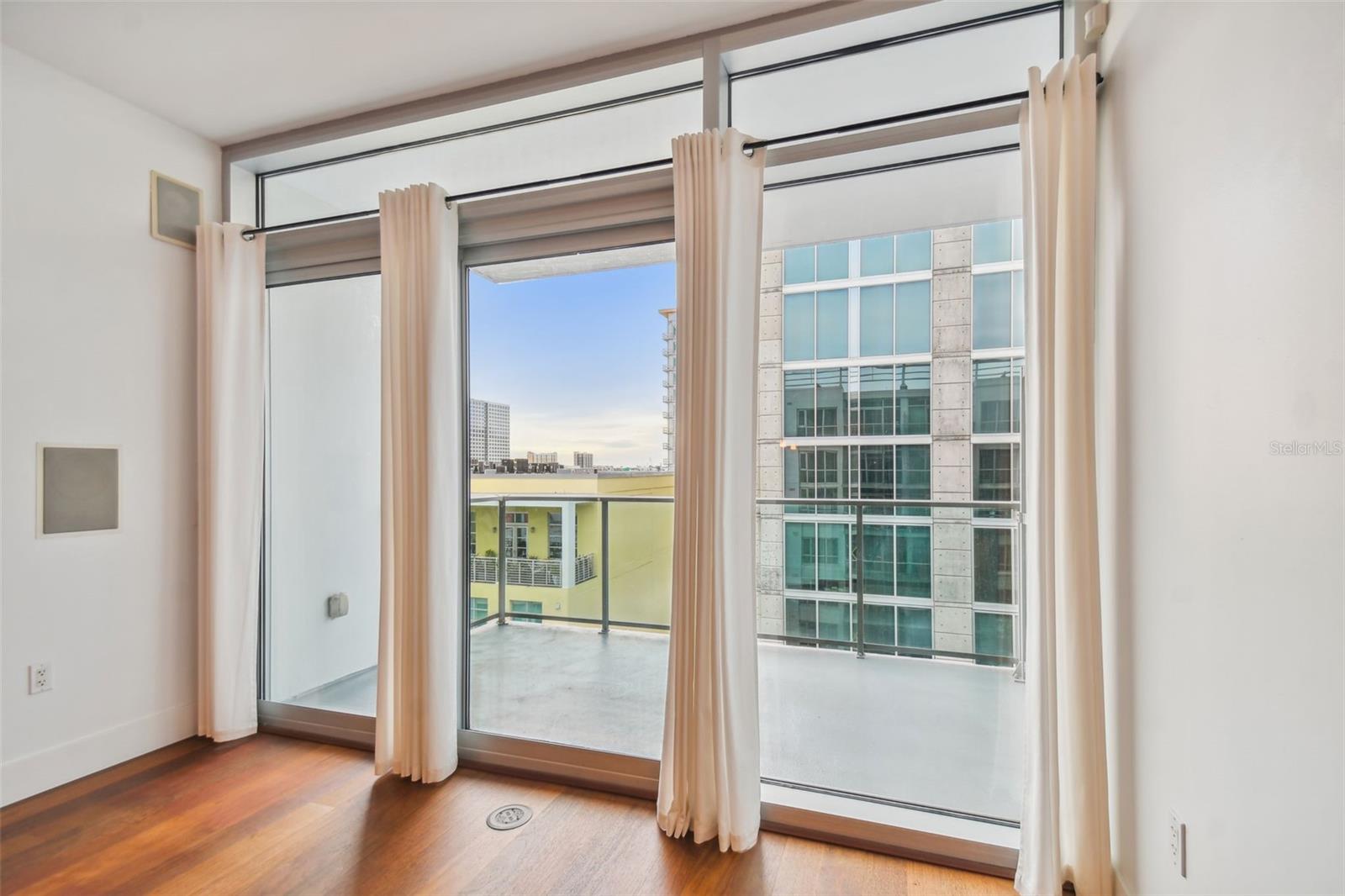 Image 37 of 50 For 111 12th Street 1717