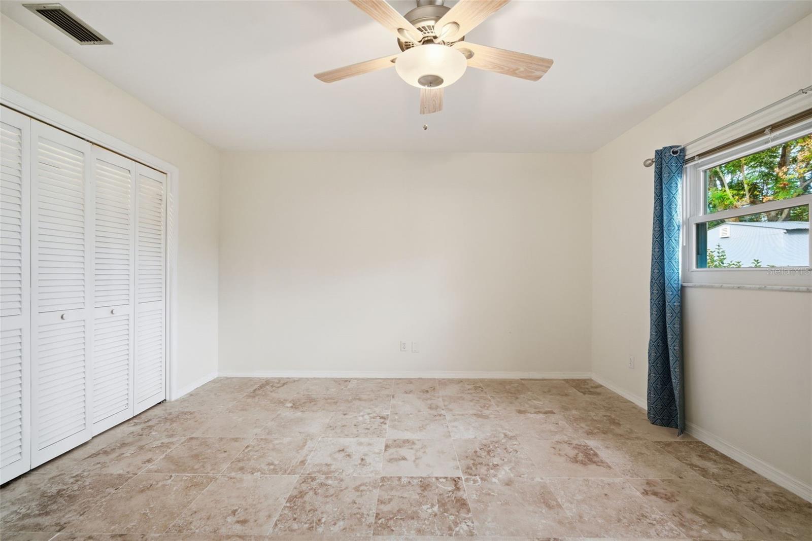 Image 36 of 90 For 606 Sylvan Drive