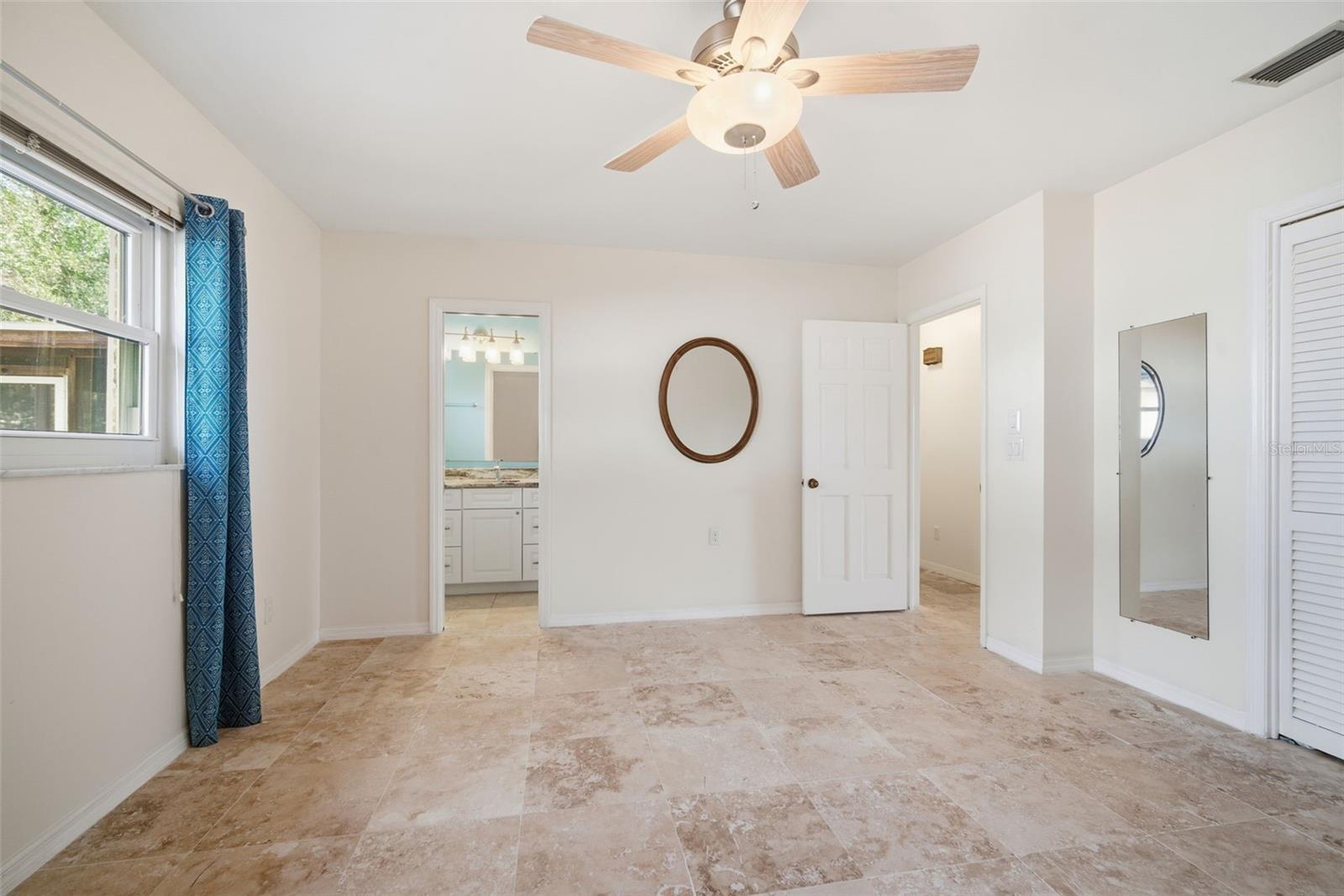 Image 38 of 90 For 606 Sylvan Drive