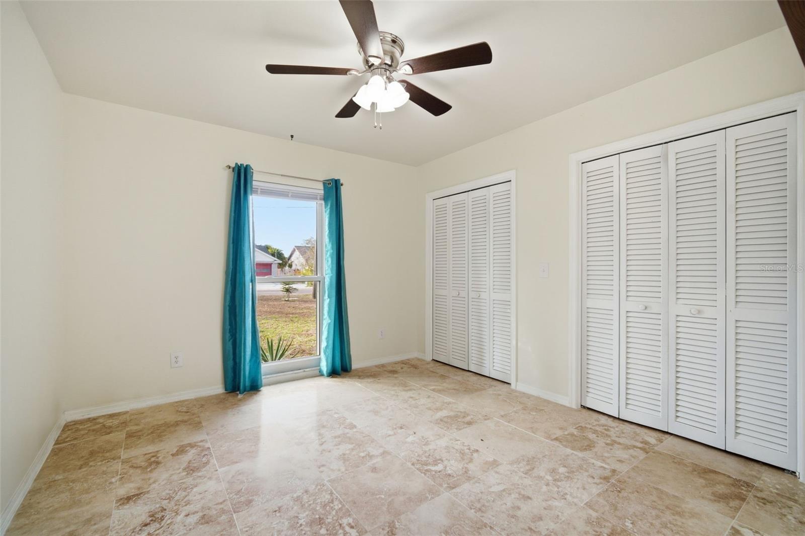 Image 40 of 90 For 606 Sylvan Drive