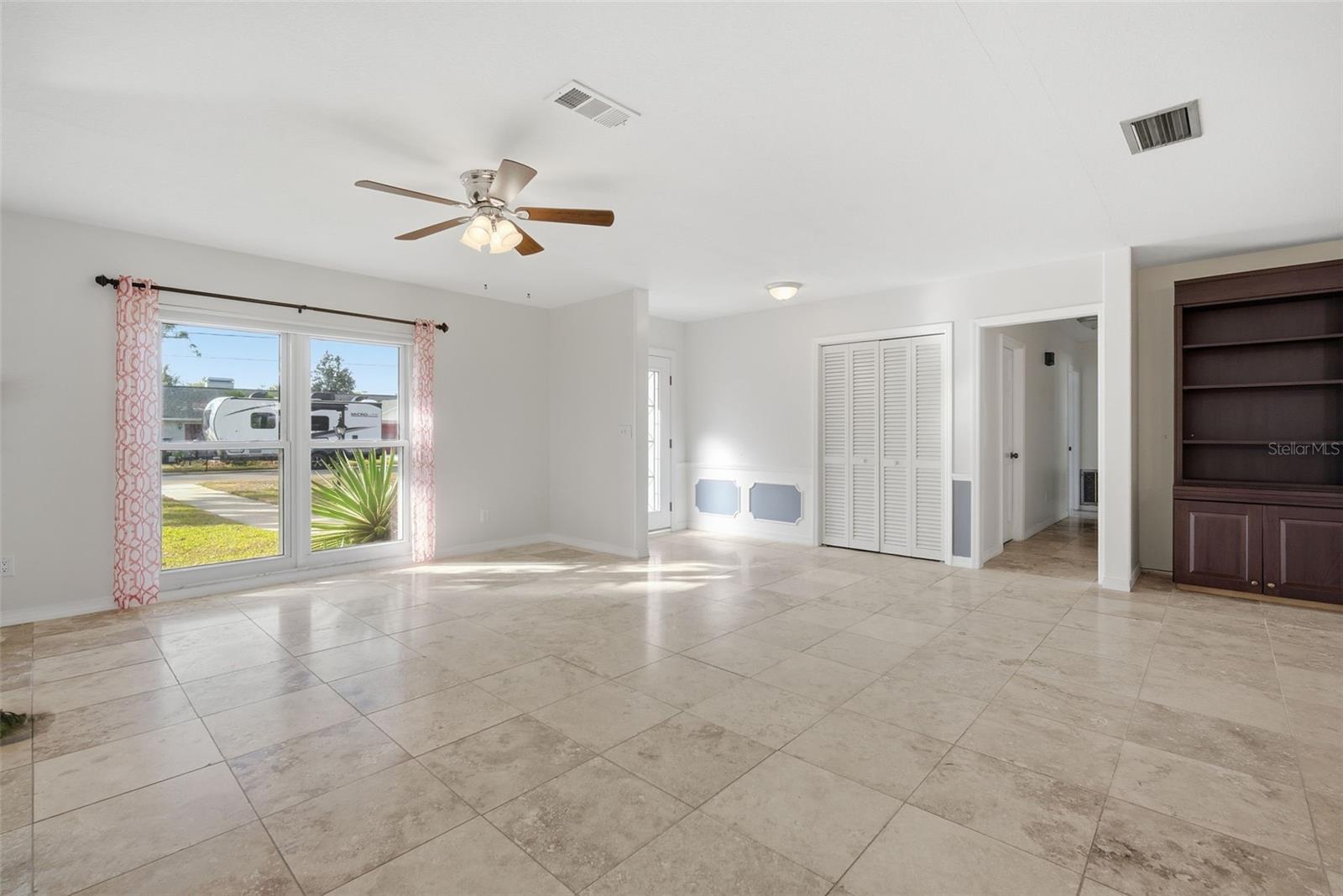 Image 44 of 90 For 606 Sylvan Drive