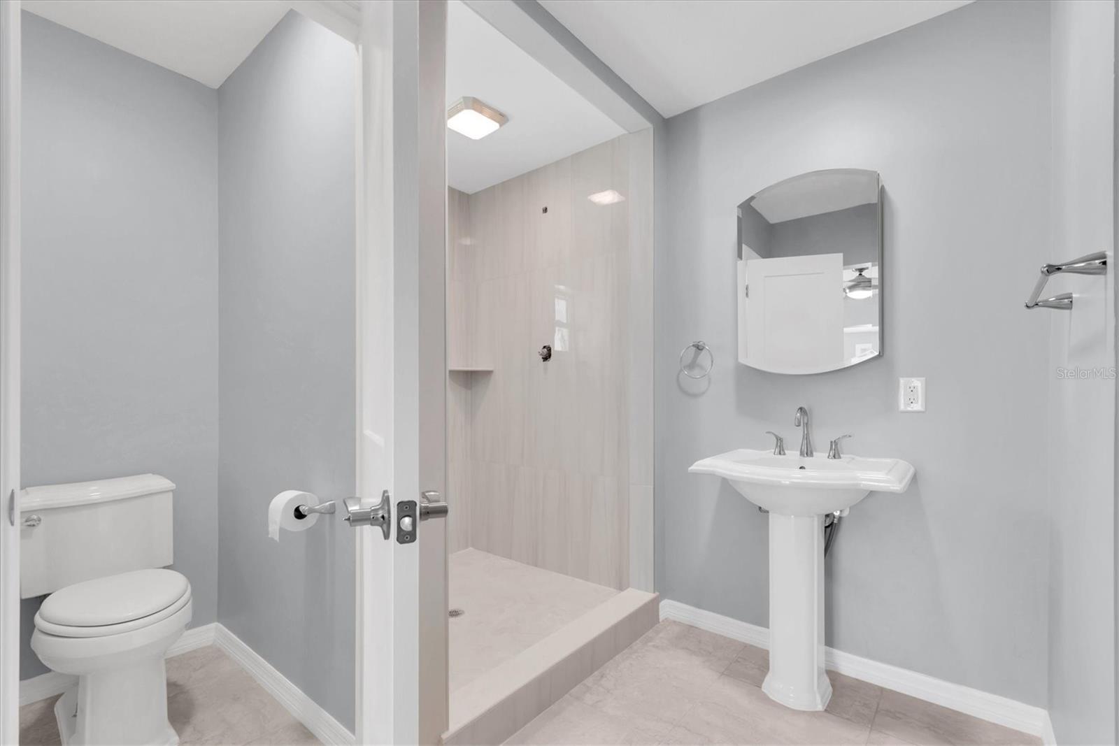 Image 24 of 47 For 9020 Gulf Boulevard