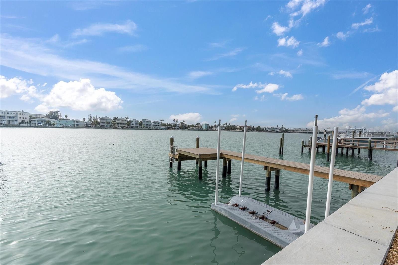 Image 36 of 47 For 9020 Gulf Boulevard