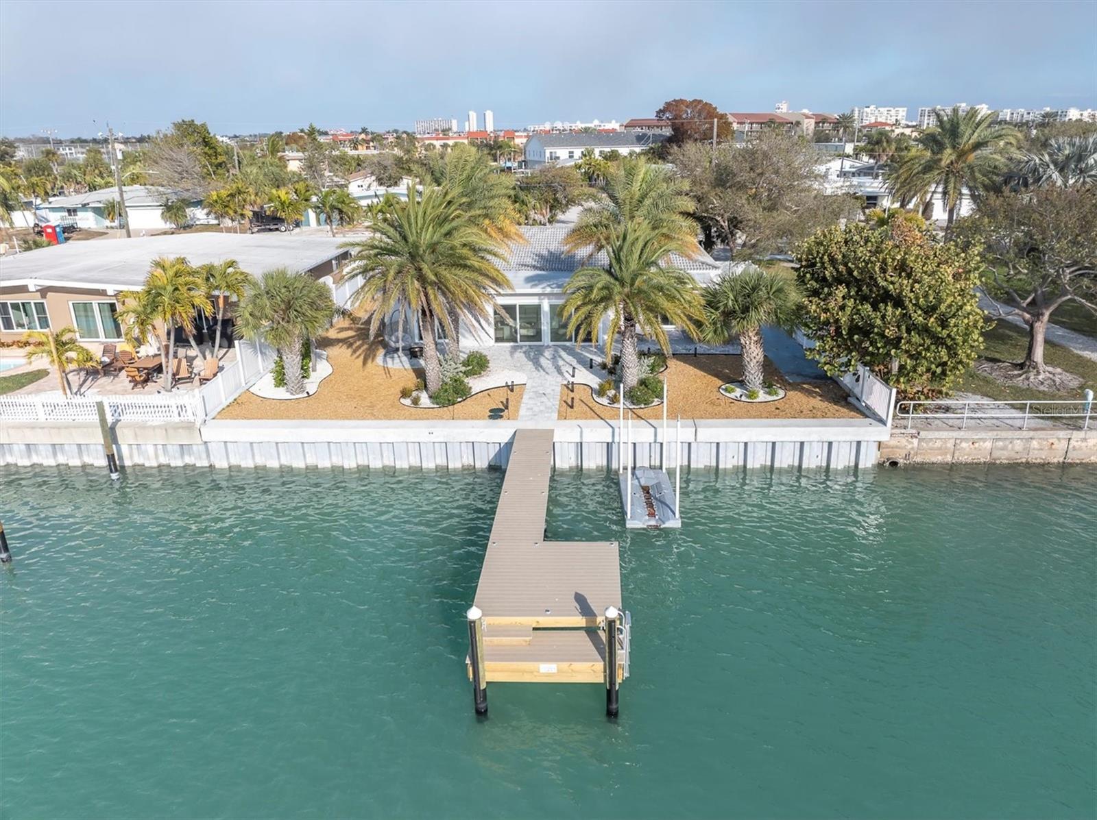 Image 40 of 47 For 9020 Gulf Boulevard