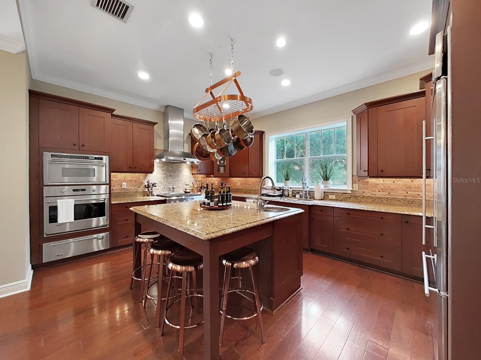 Image 14 of 49 For 4313 Granada Street