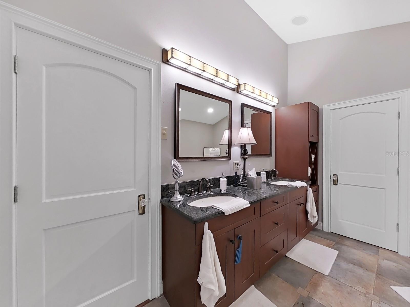 Image 29 of 49 For 4313 Granada Street