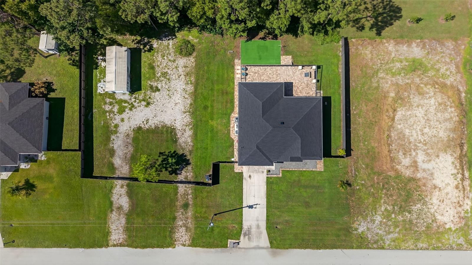 Image 35 of 39 For 421 Broadmoor Street