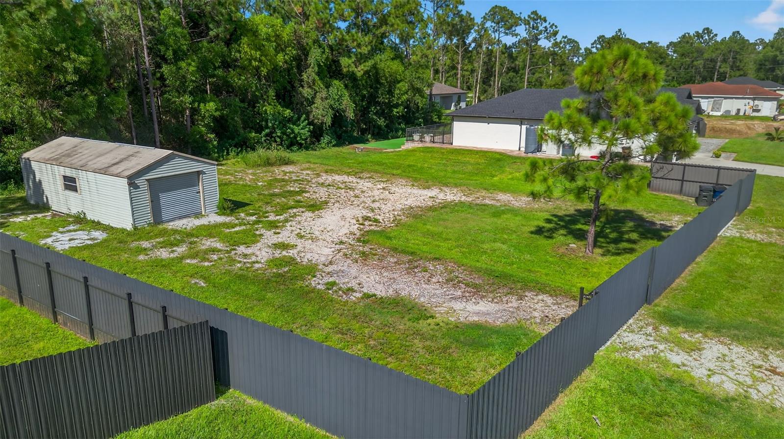 Image 37 of 39 For 421 Broadmoor Street