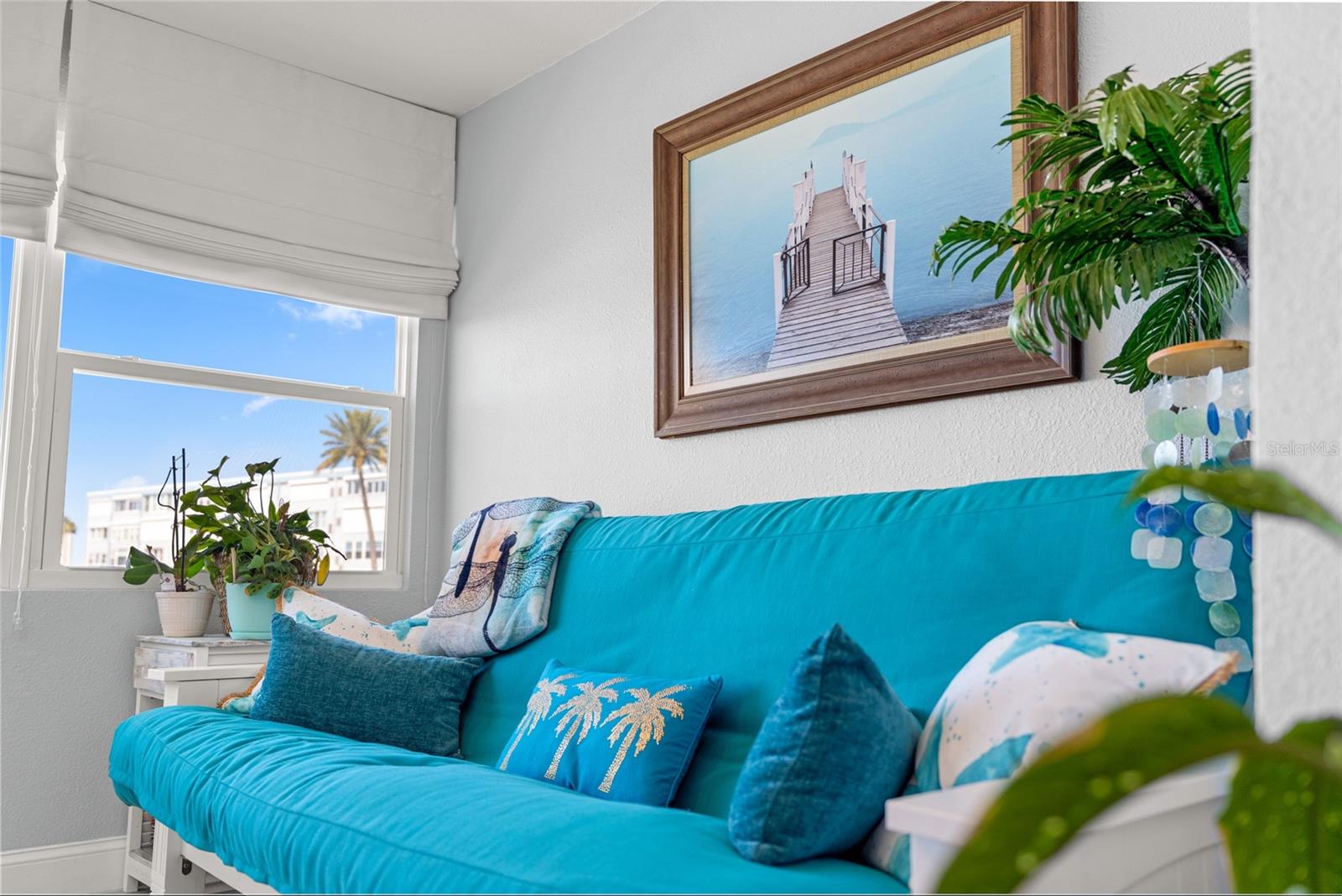 Image 11 of 31 For 1898 Shore Drive S 319