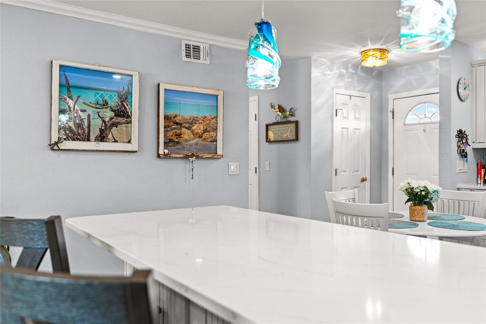 Image 13 of 31 For 1898 Shore Drive S 319