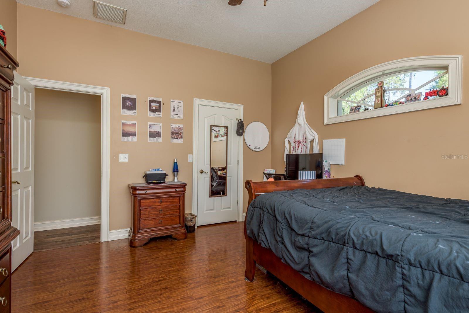 Image 52 of 93 For 6207 Claire De Lune Court