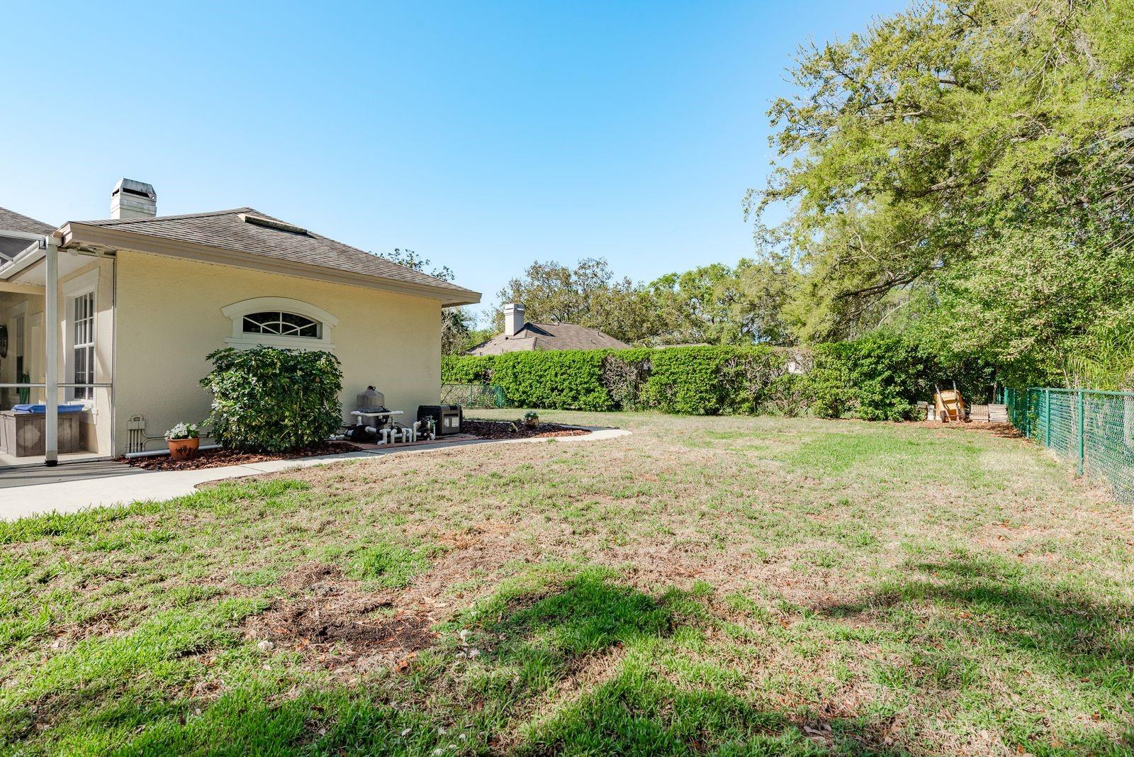 Image 66 of 93 For 6207 Claire De Lune Court