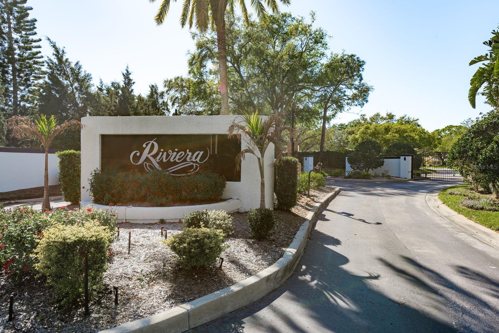 Image 86 of 93 For 6207 Claire De Lune Court