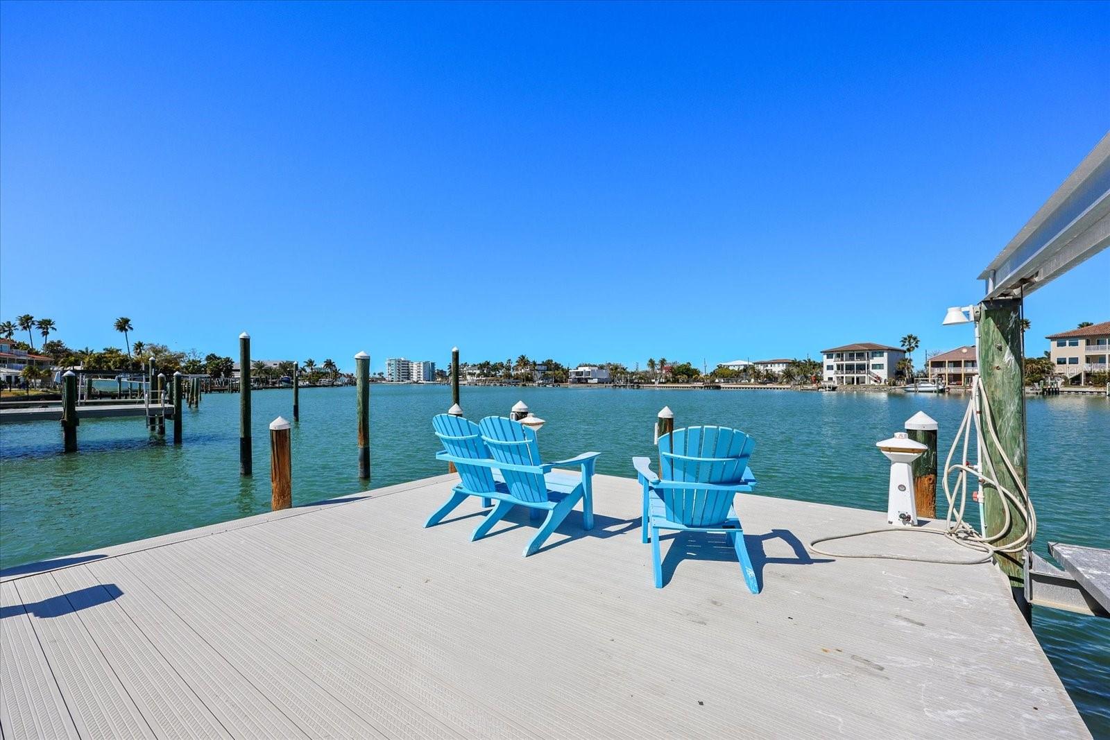 Listing photo id 8 for 24 Dolphin Drive