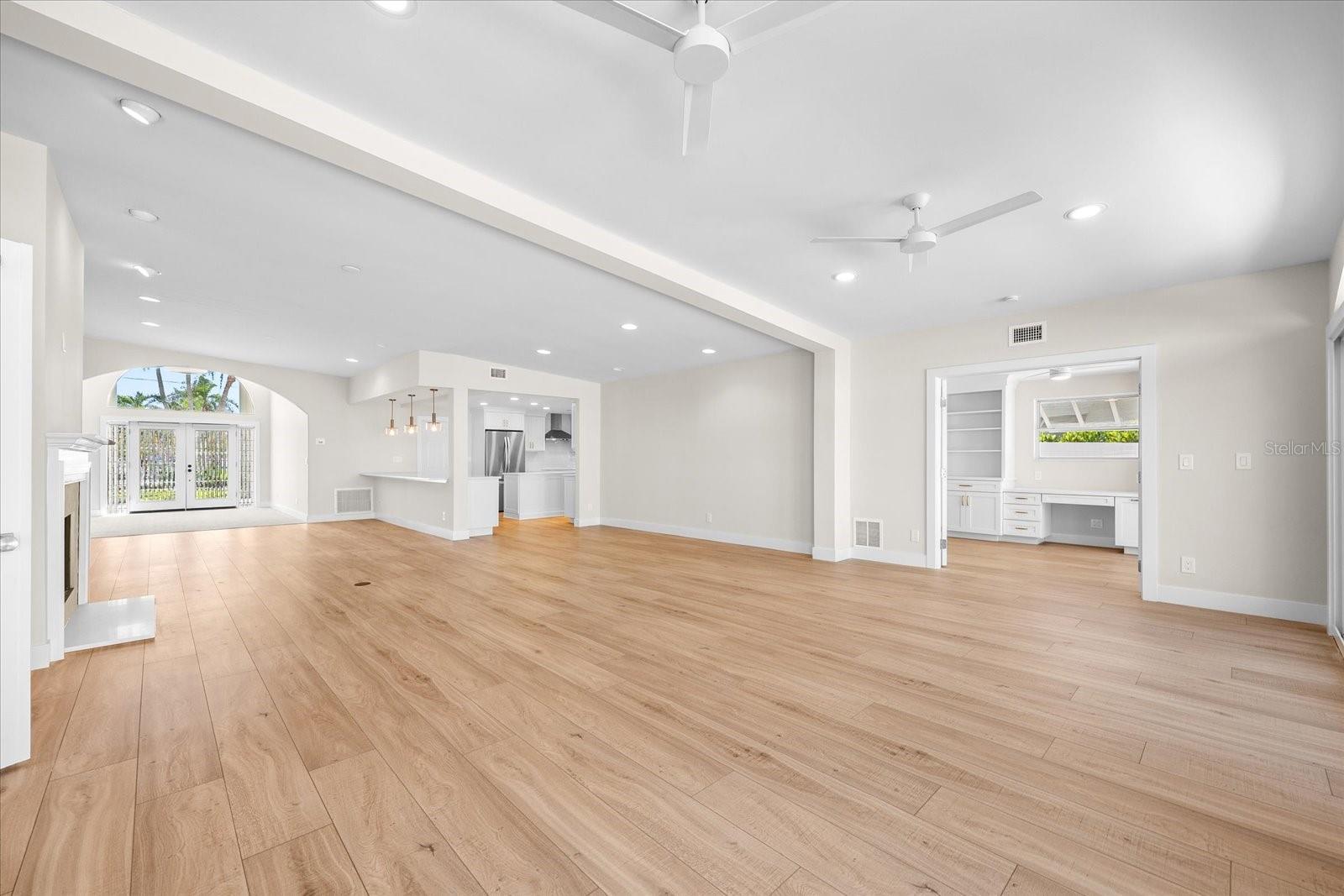 Listing photo id 22 for 24 Dolphin Drive