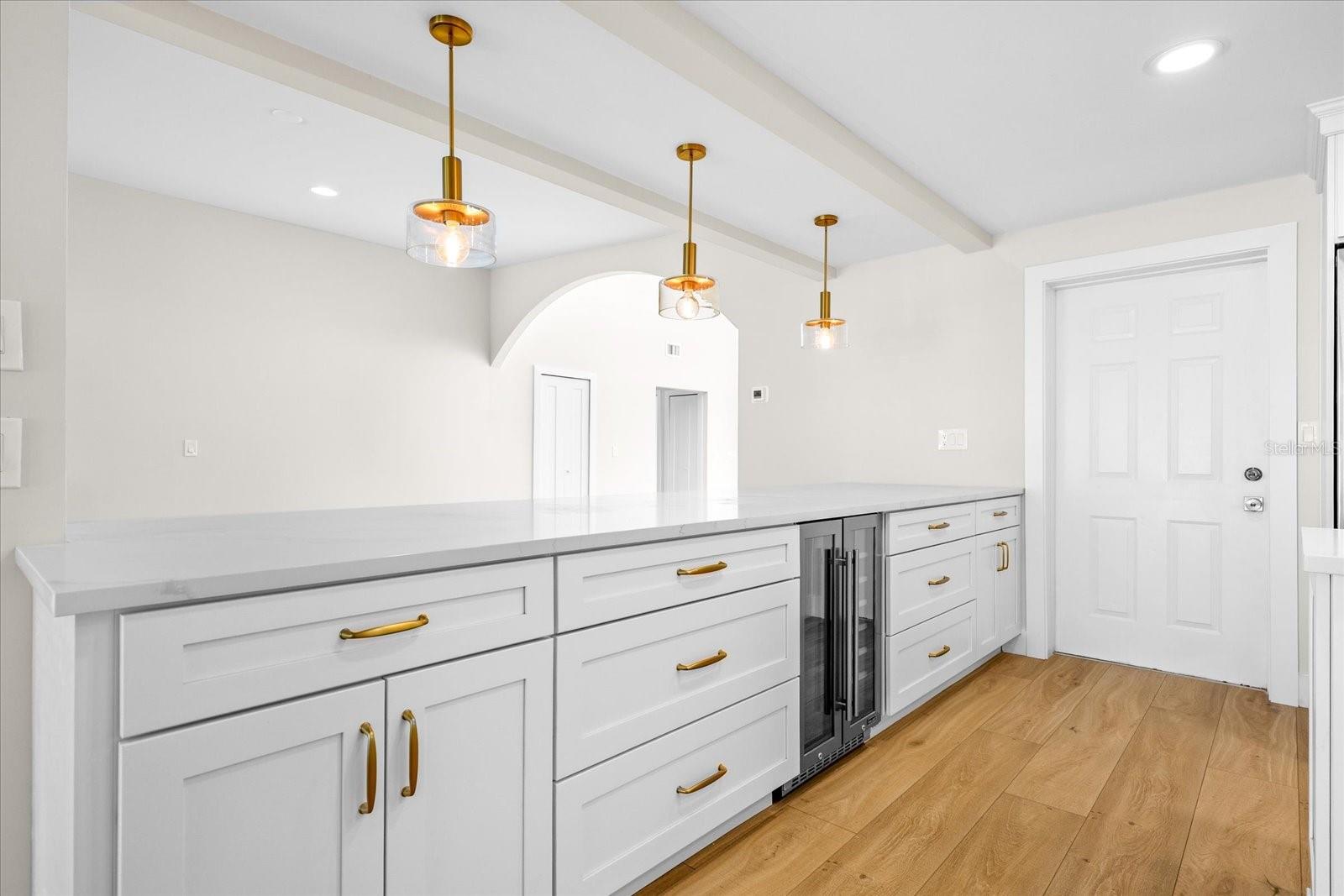 Listing photo id 30 for 24 Dolphin Drive