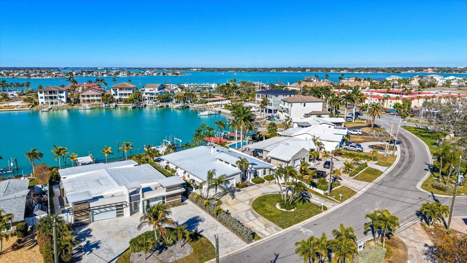 Listing photo id 62 for 24 Dolphin Drive