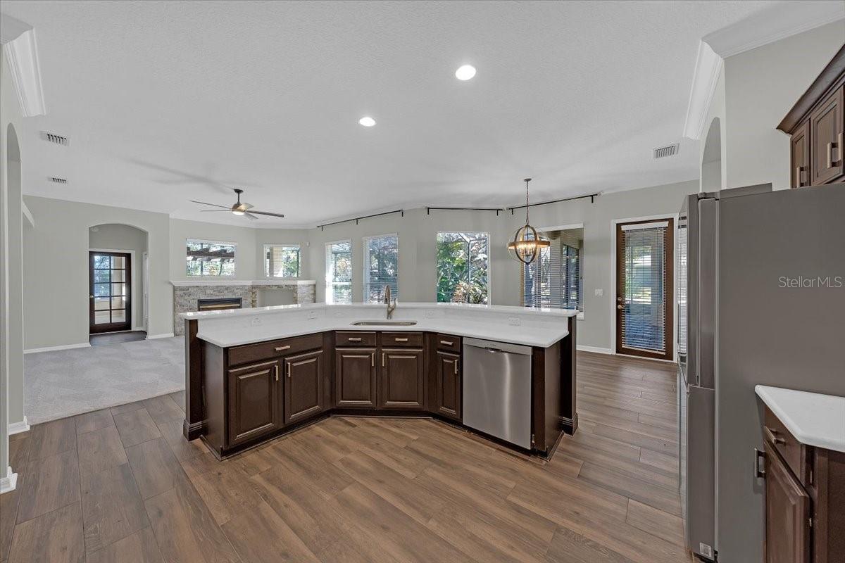 Image 13 of 41 For 6020 Audubon Manor Boulevard