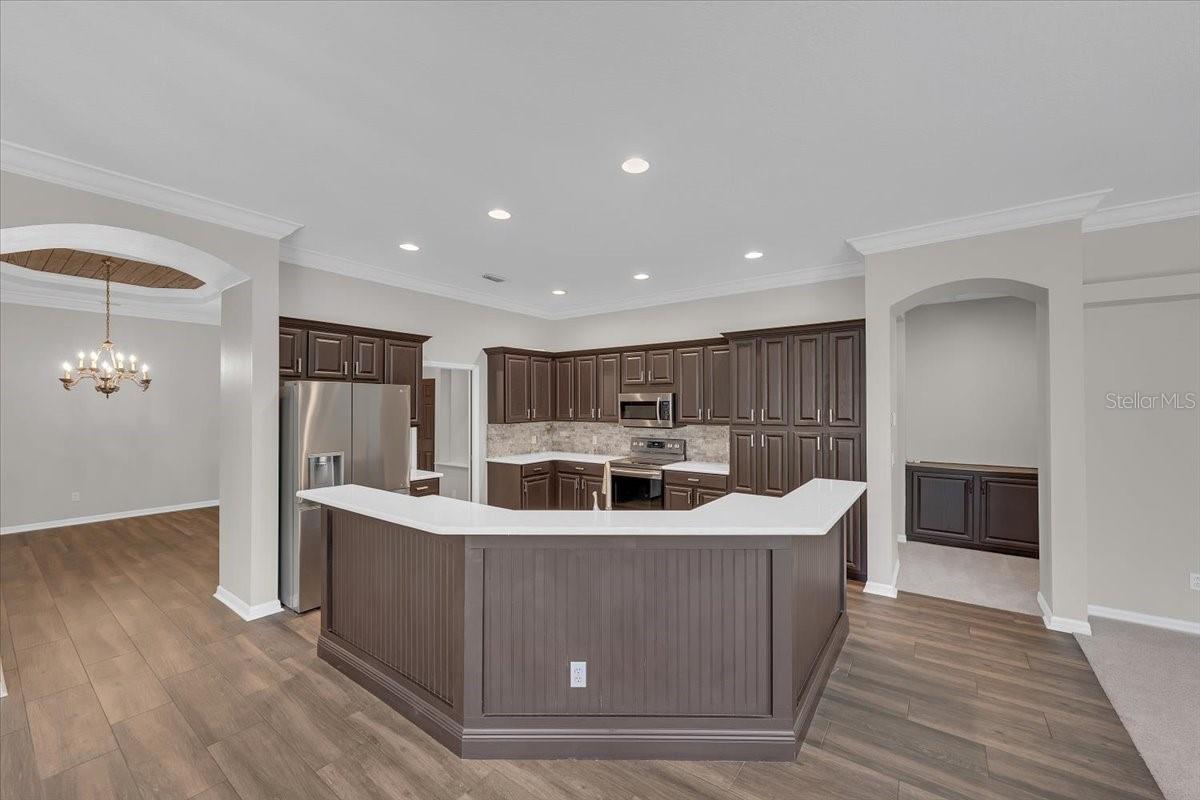 Image 9 of 41 For 6020 Audubon Manor Boulevard