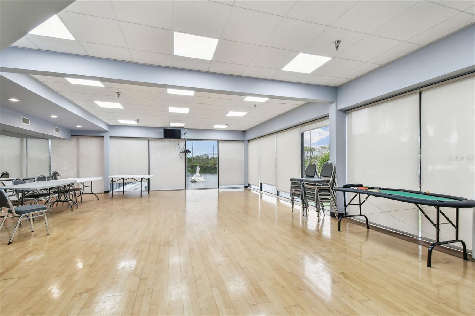 Image 25 of 36 For 11162 Kapok Grand Circle