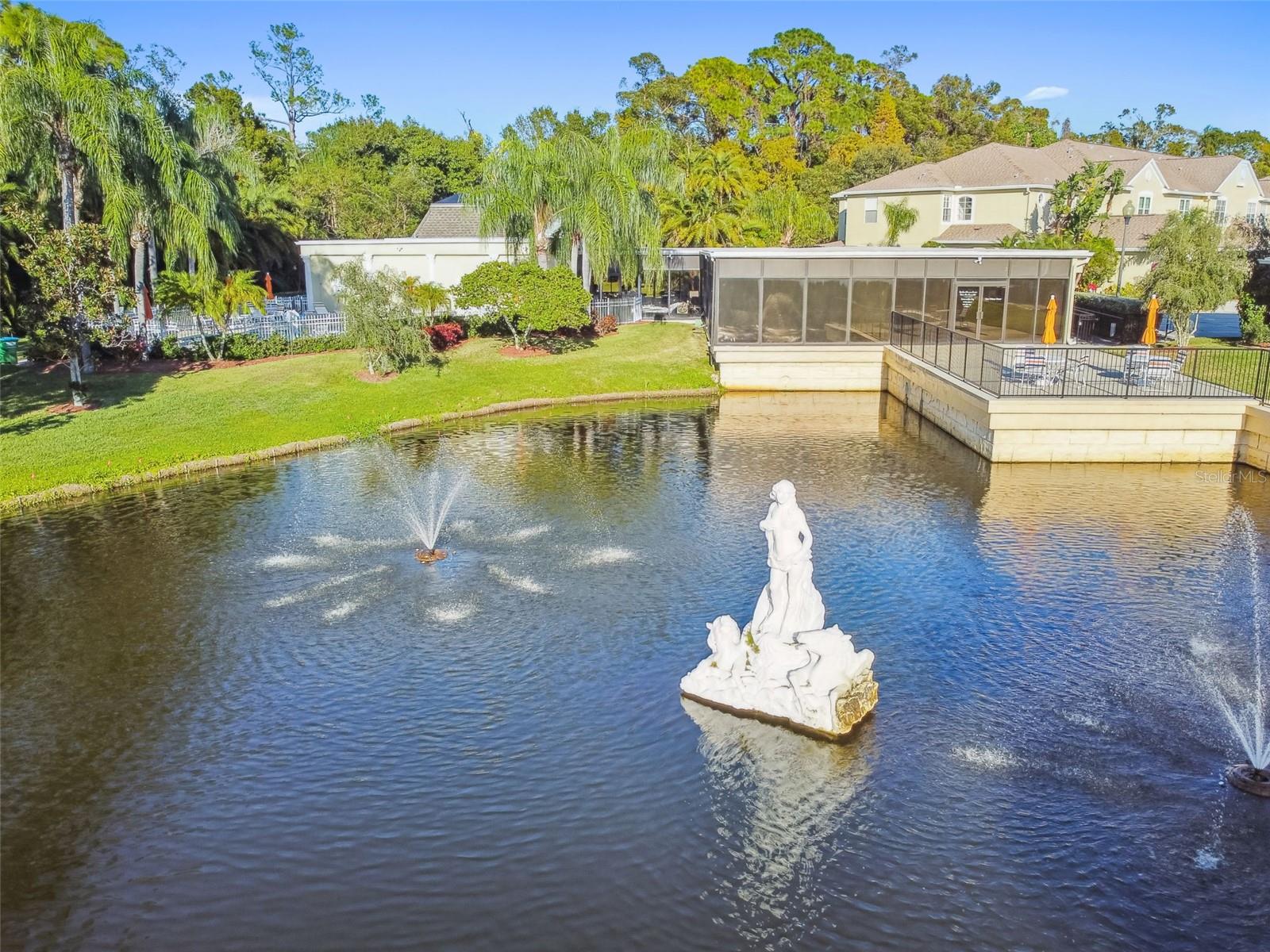 Image 32 of 36 For 11162 Kapok Grand Circle