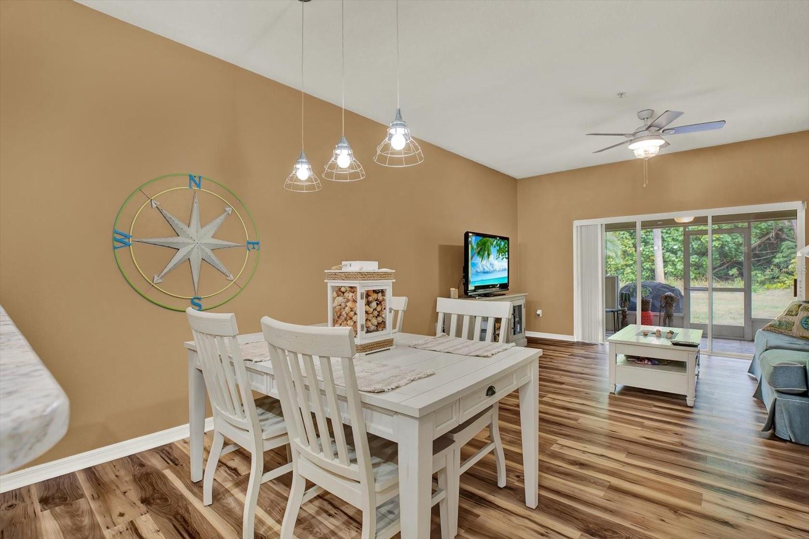 Image 5 of 36 For 11162 Kapok Grand Circle