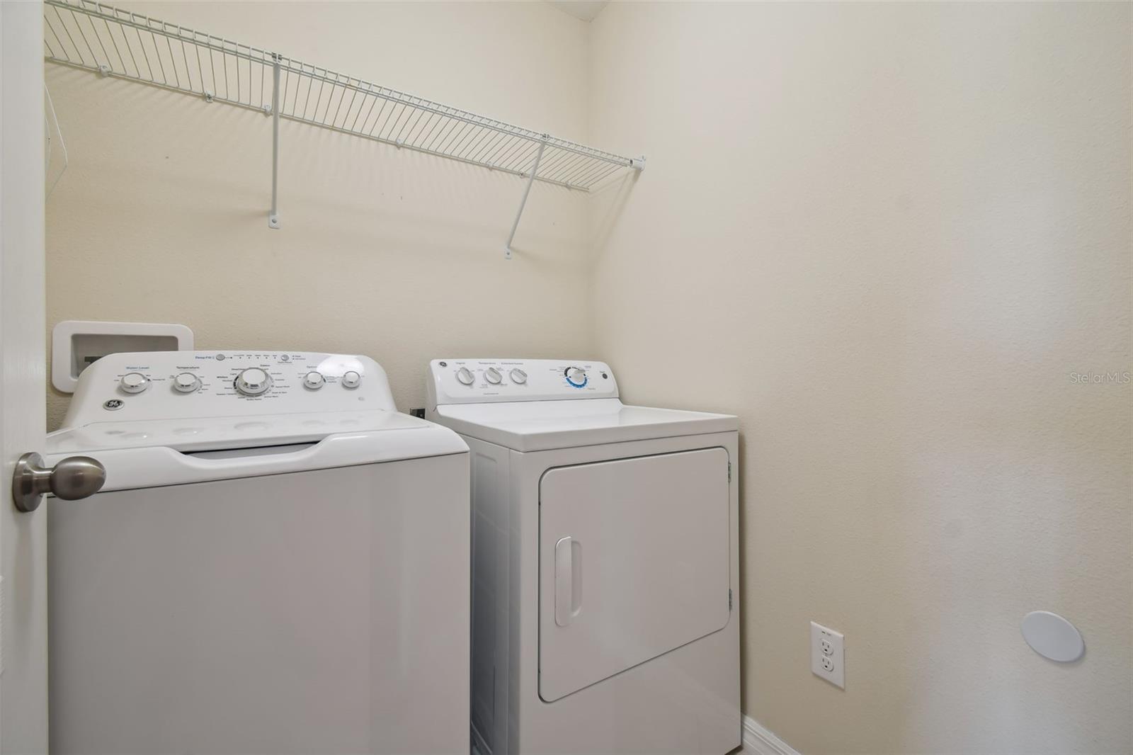 Image 21 of 43 For 11981 Greengate Drive