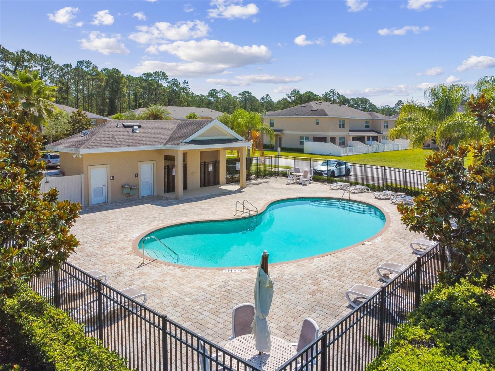 Image 40 of 43 For 11981 Greengate Drive