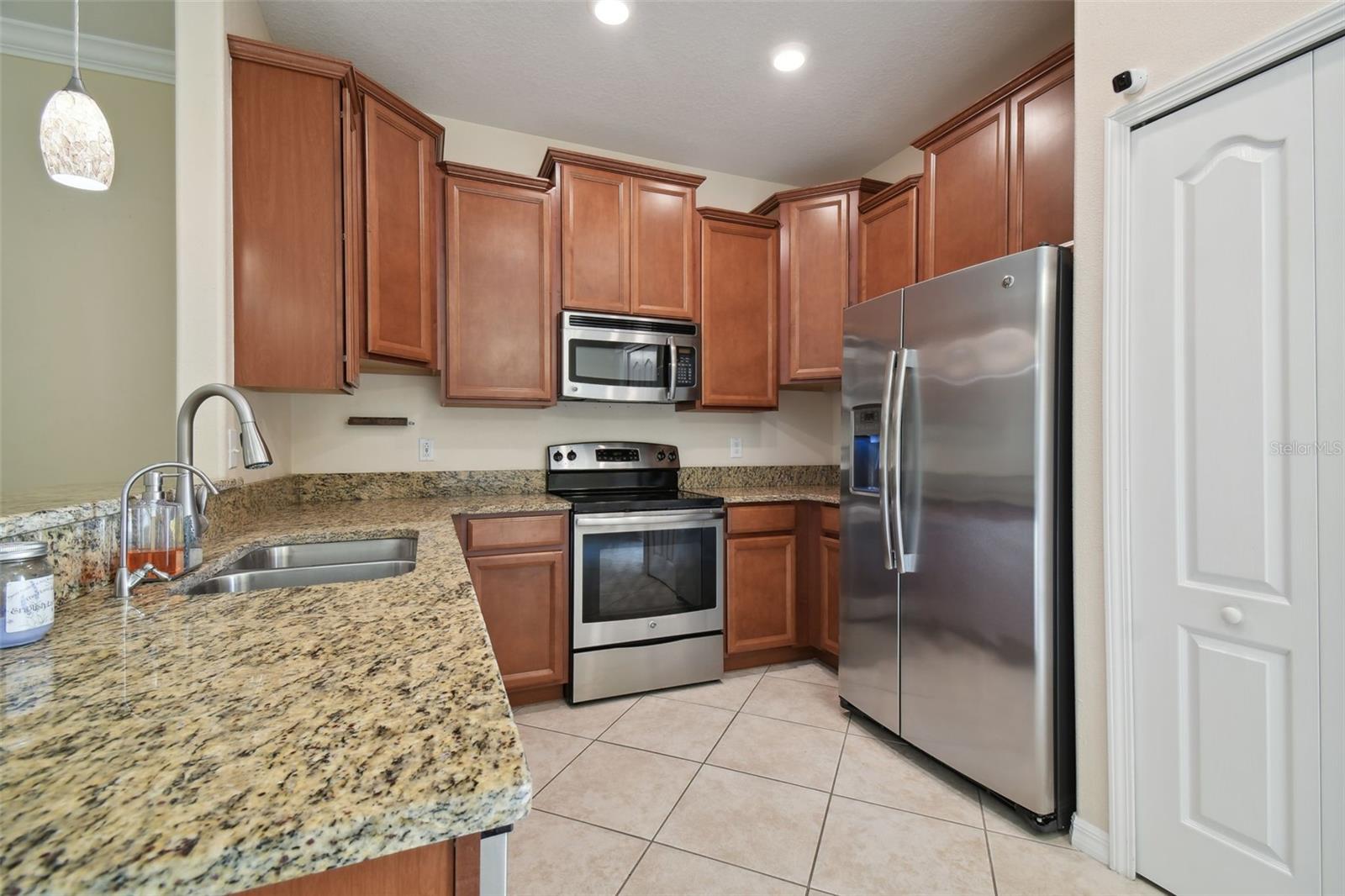 Image 8 of 43 For 11981 Greengate Drive