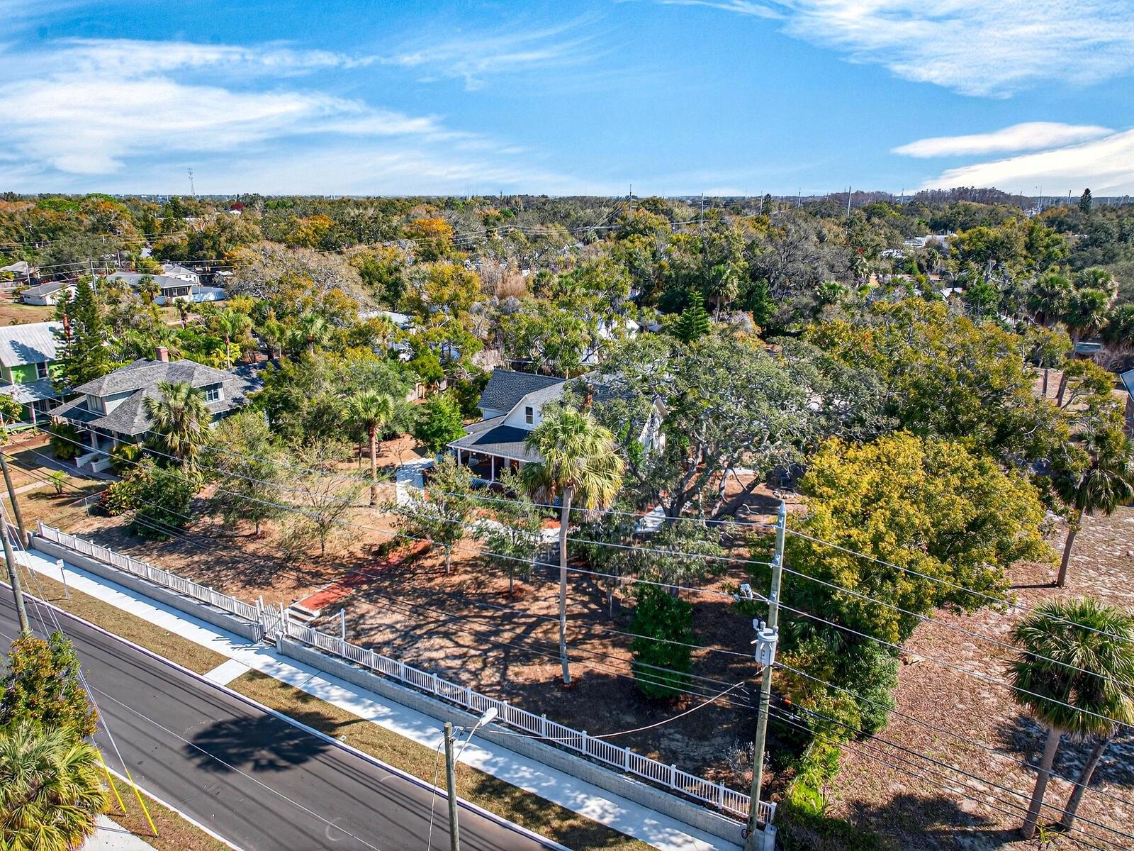 Image 65 of 79 For 210 Grosse Avenue