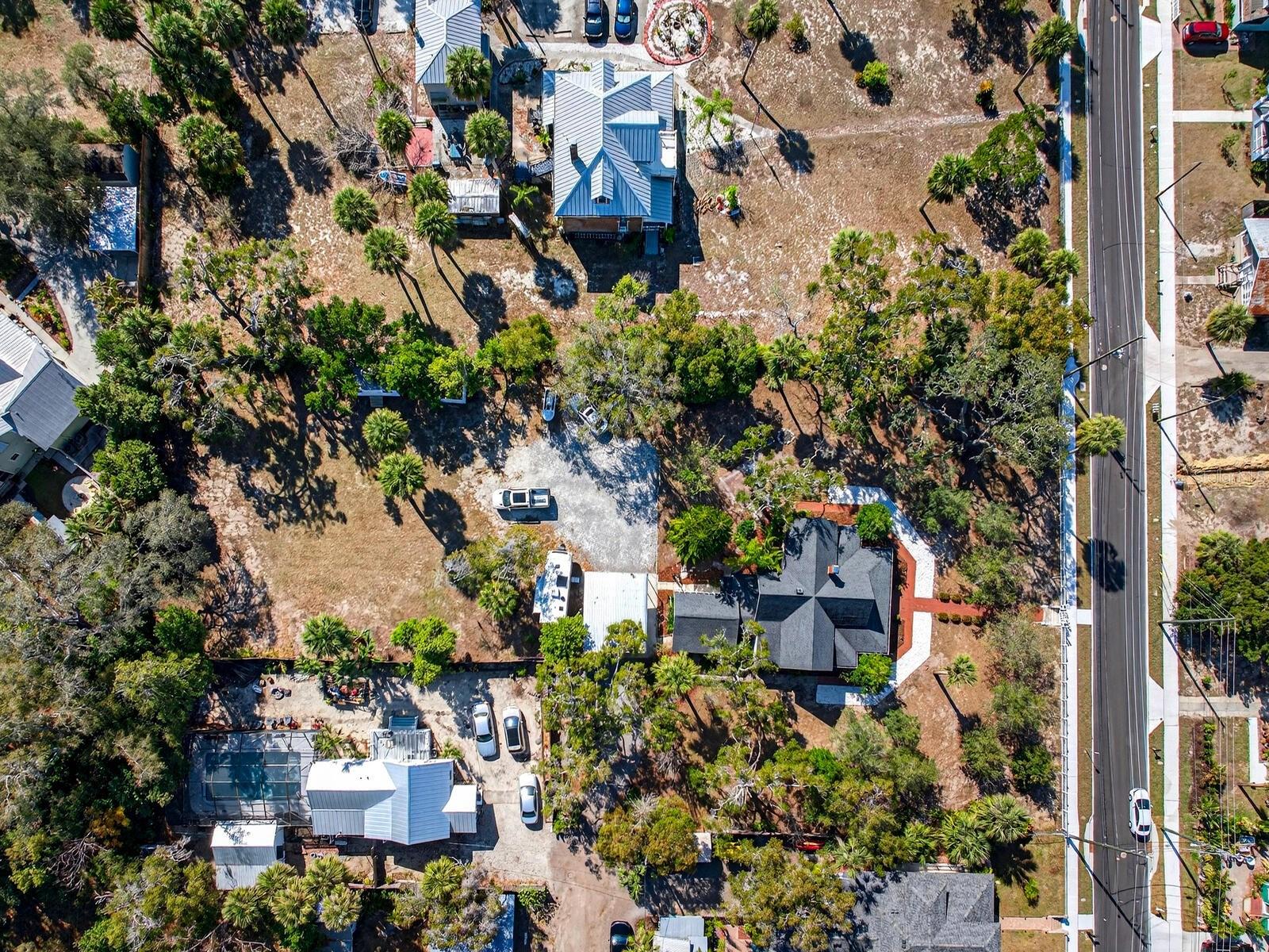 Image 68 of 79 For 210 Grosse Avenue