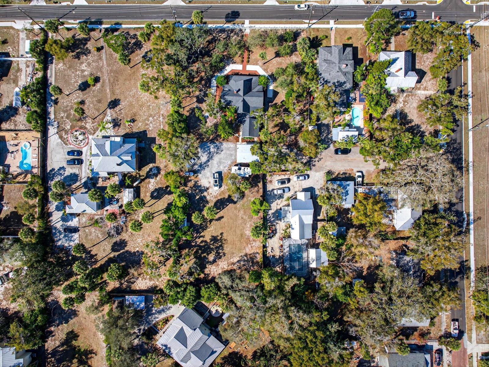 Image 69 of 79 For 210 Grosse Avenue