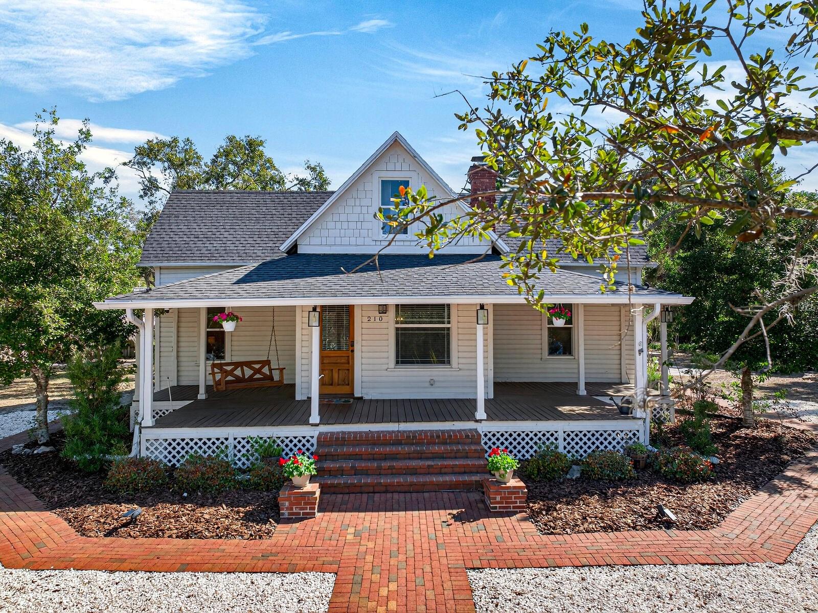 Image 79 of 79 For 210 Grosse Avenue