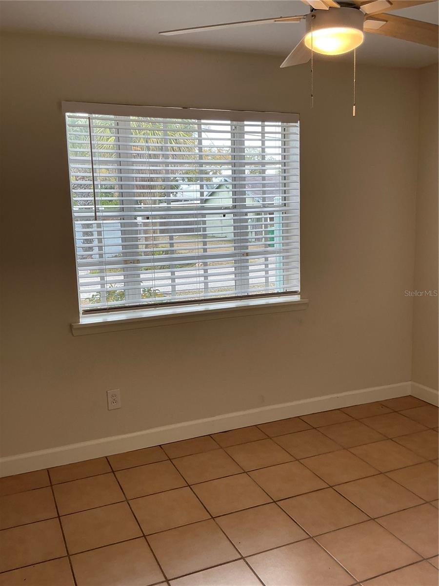 Image 8 of 12 For 3002 Cleveland Street B4