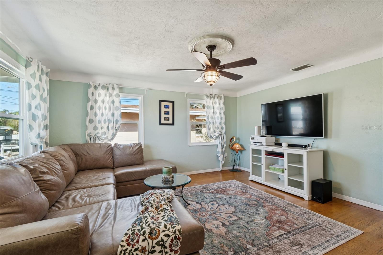 Image 12 of 63 For 5300 6th Street S