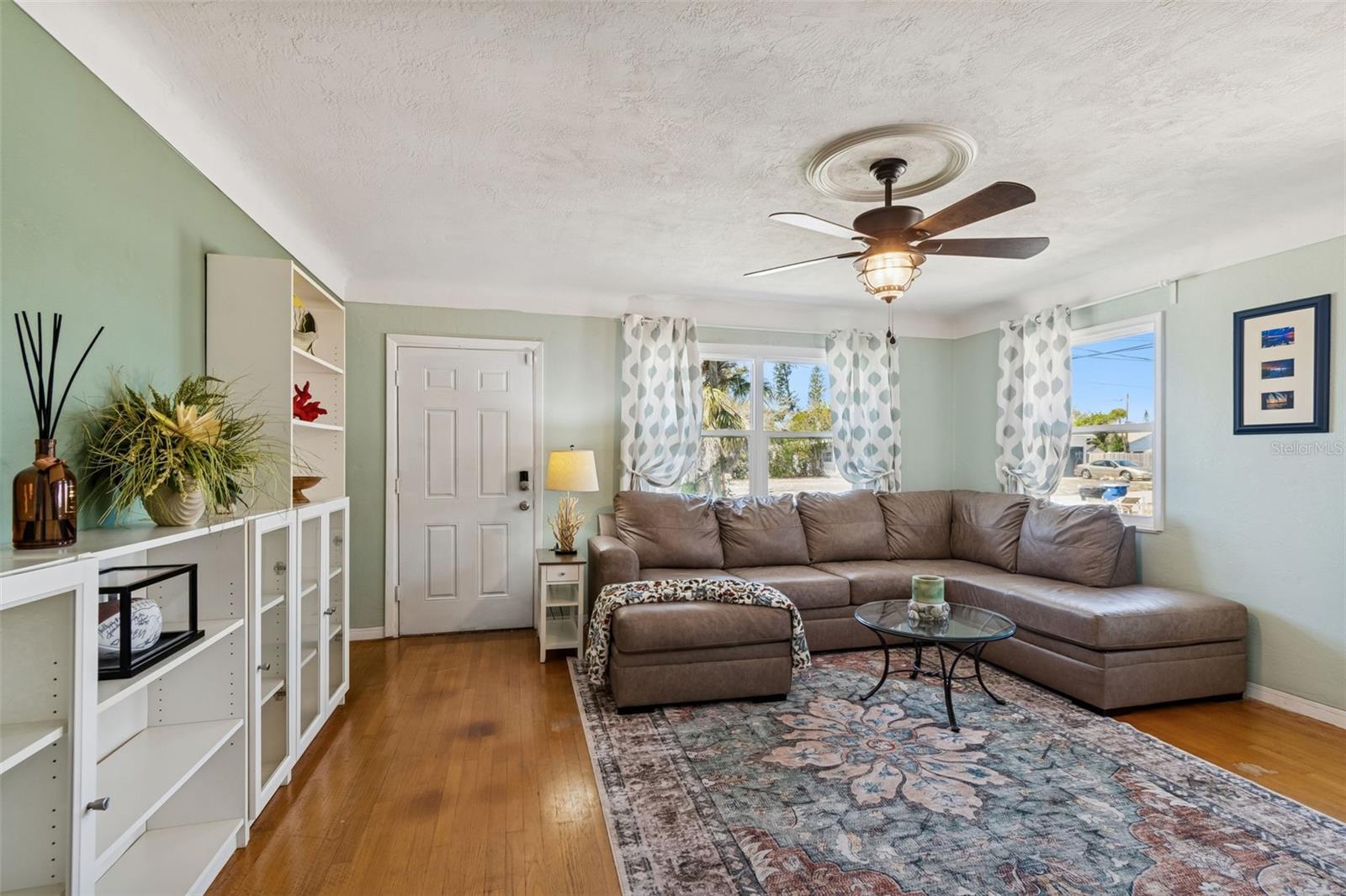 Image 14 of 63 For 5300 6th Street S