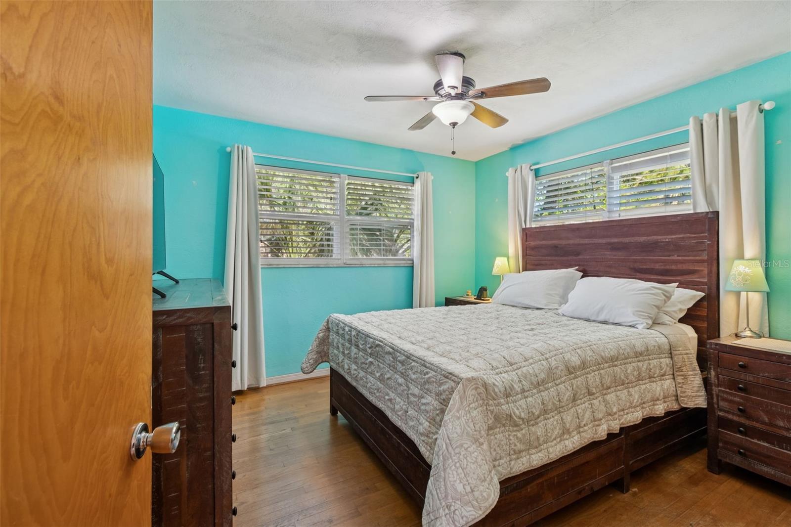 Image 32 of 63 For 5300 6th Street S