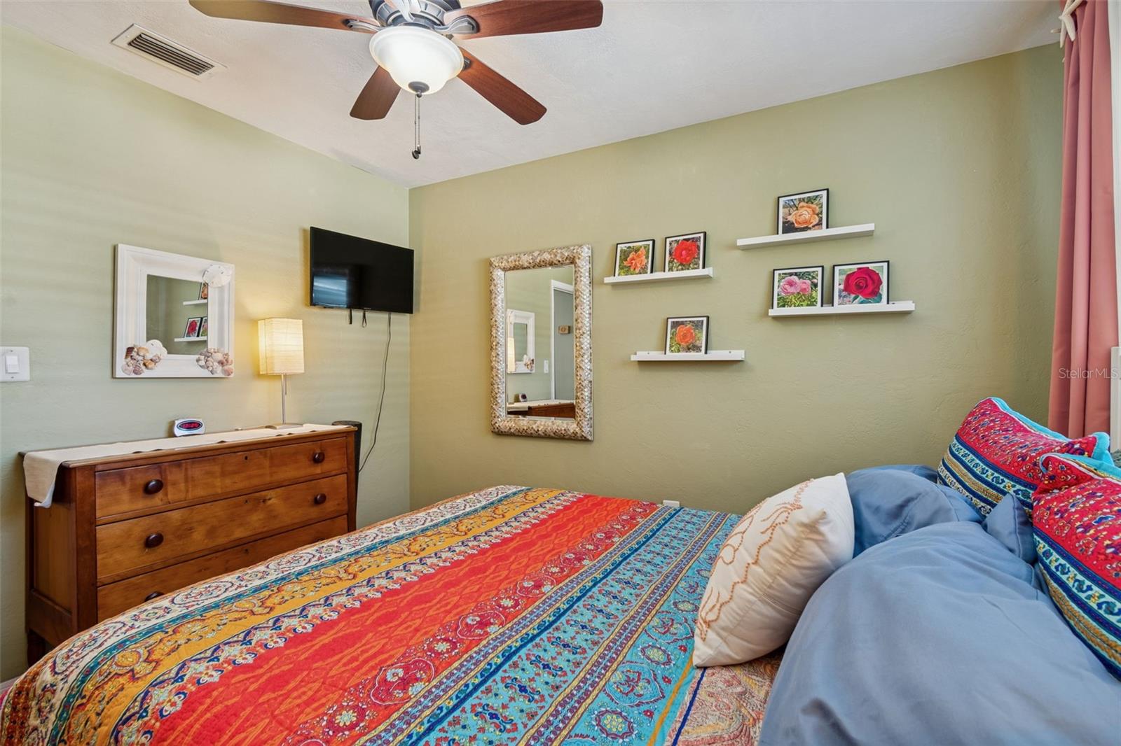 Image 44 of 63 For 5300 6th Street S