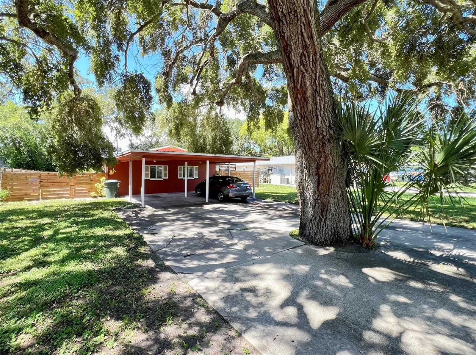 Details for 559 Laura Lane, DUNEDIN, FL 34698