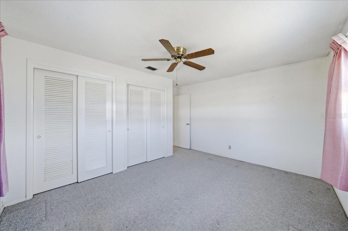 Image 21 of 38 For 10197 44th Street N