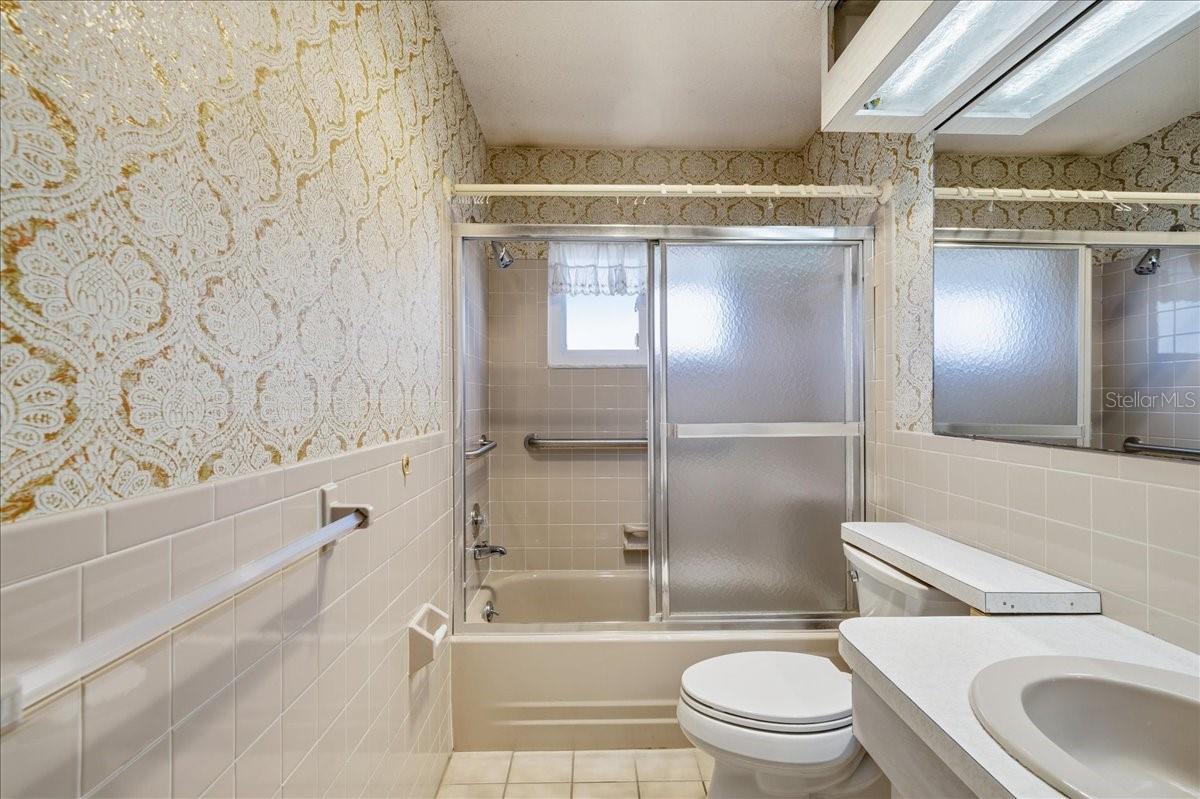 Image 24 of 38 For 10197 44th Street N