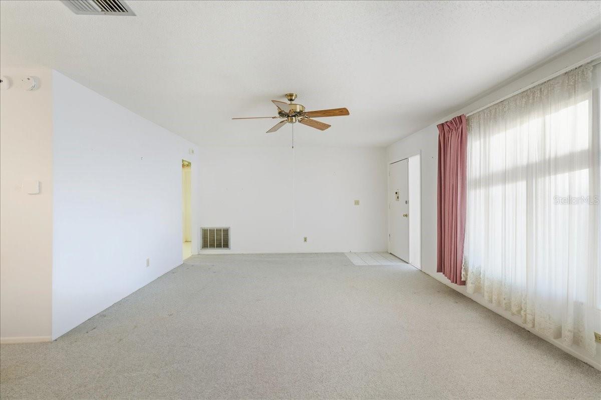 Image 7 of 38 For 10197 44th Street N