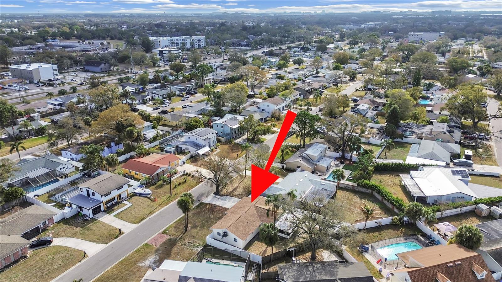 Listing photo id 11 for 4928 Shetland Avenue