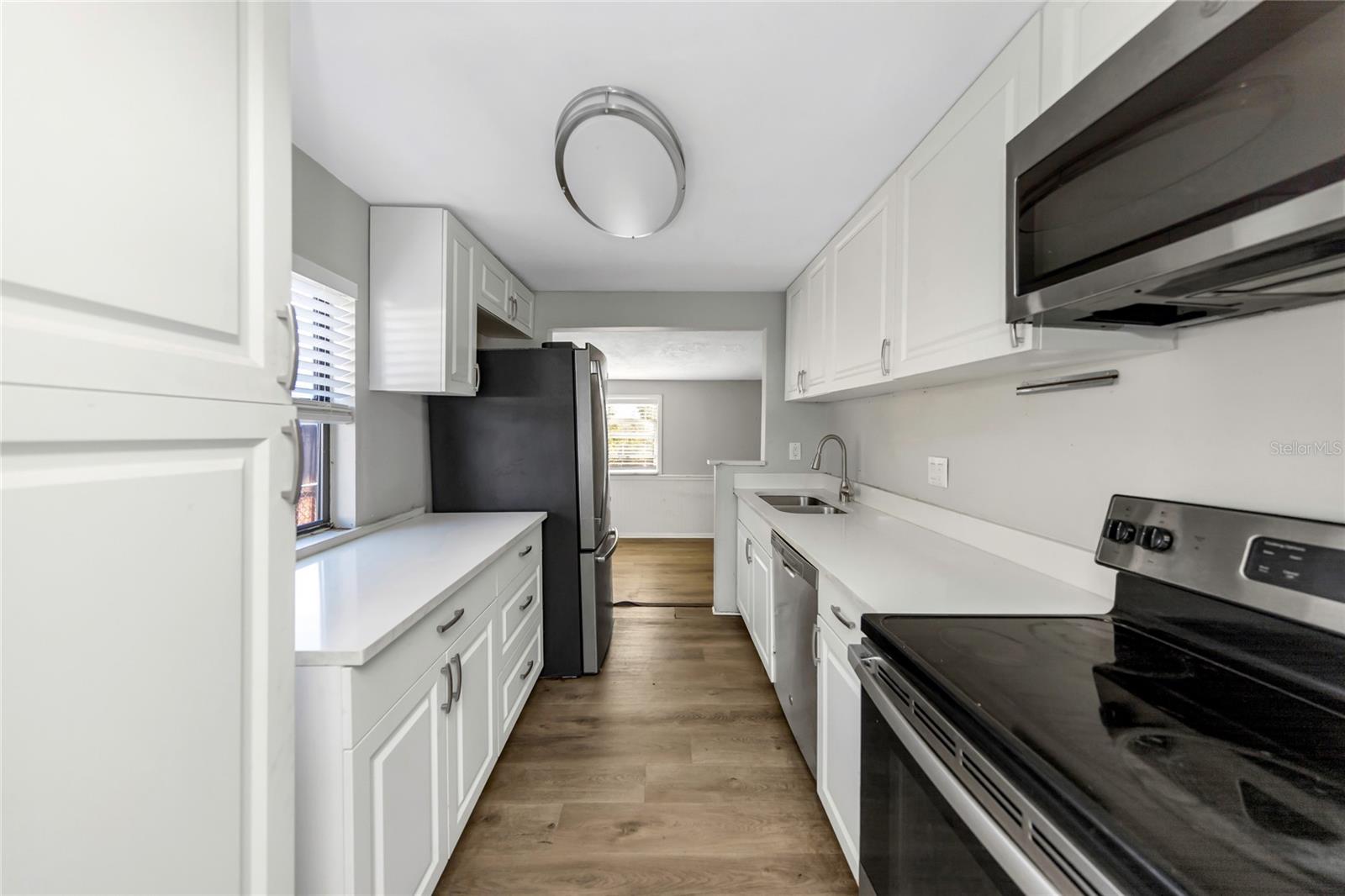 Image 6 of 20 For 4139 26th Street N