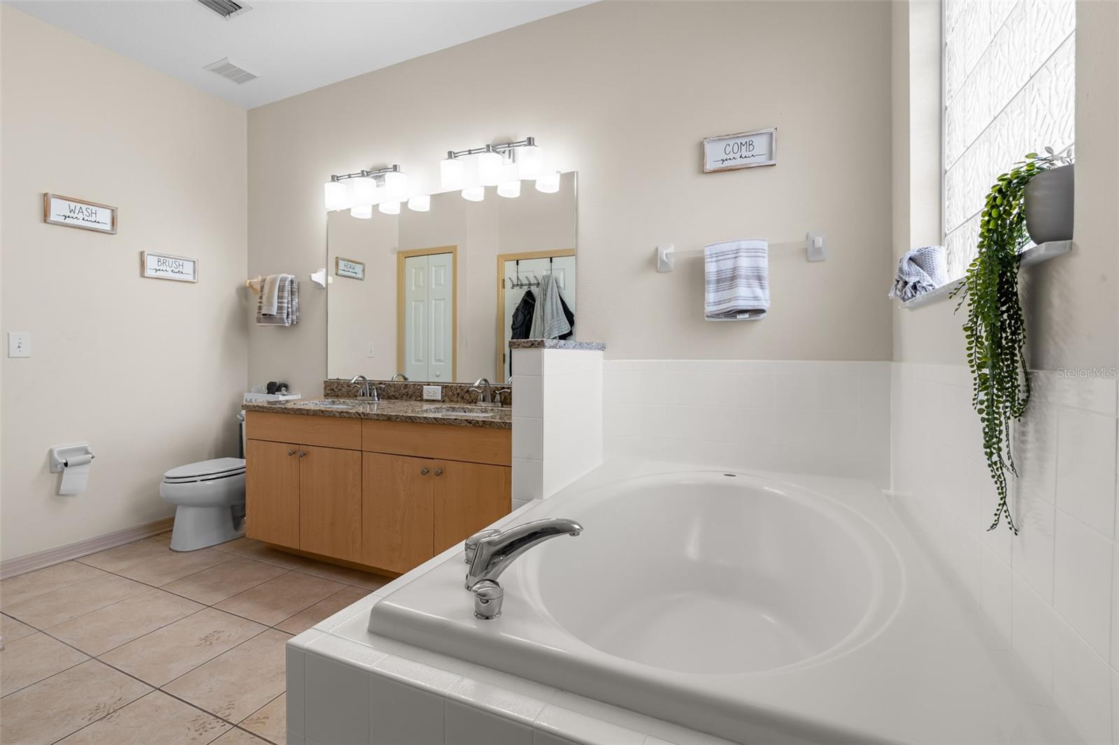 Image 27 of 40 For 4068 Alan Drive