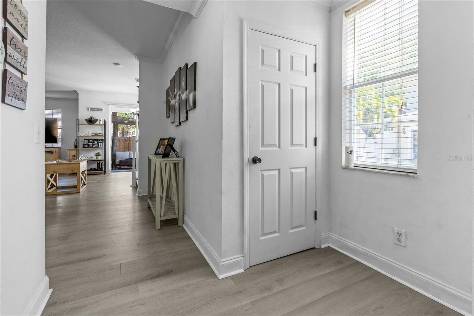 Image 4 of 40 For 4068 Alan Drive