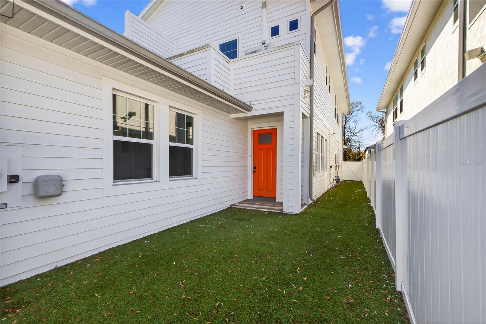 Image 31 of 41 For 611 24th Avenue N