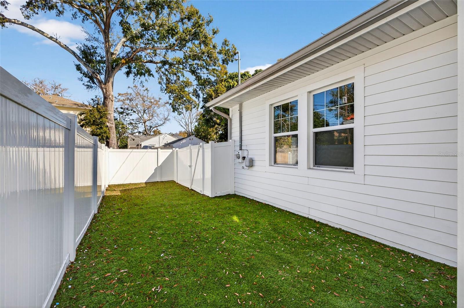 Image 32 of 41 For 611 24th Avenue N