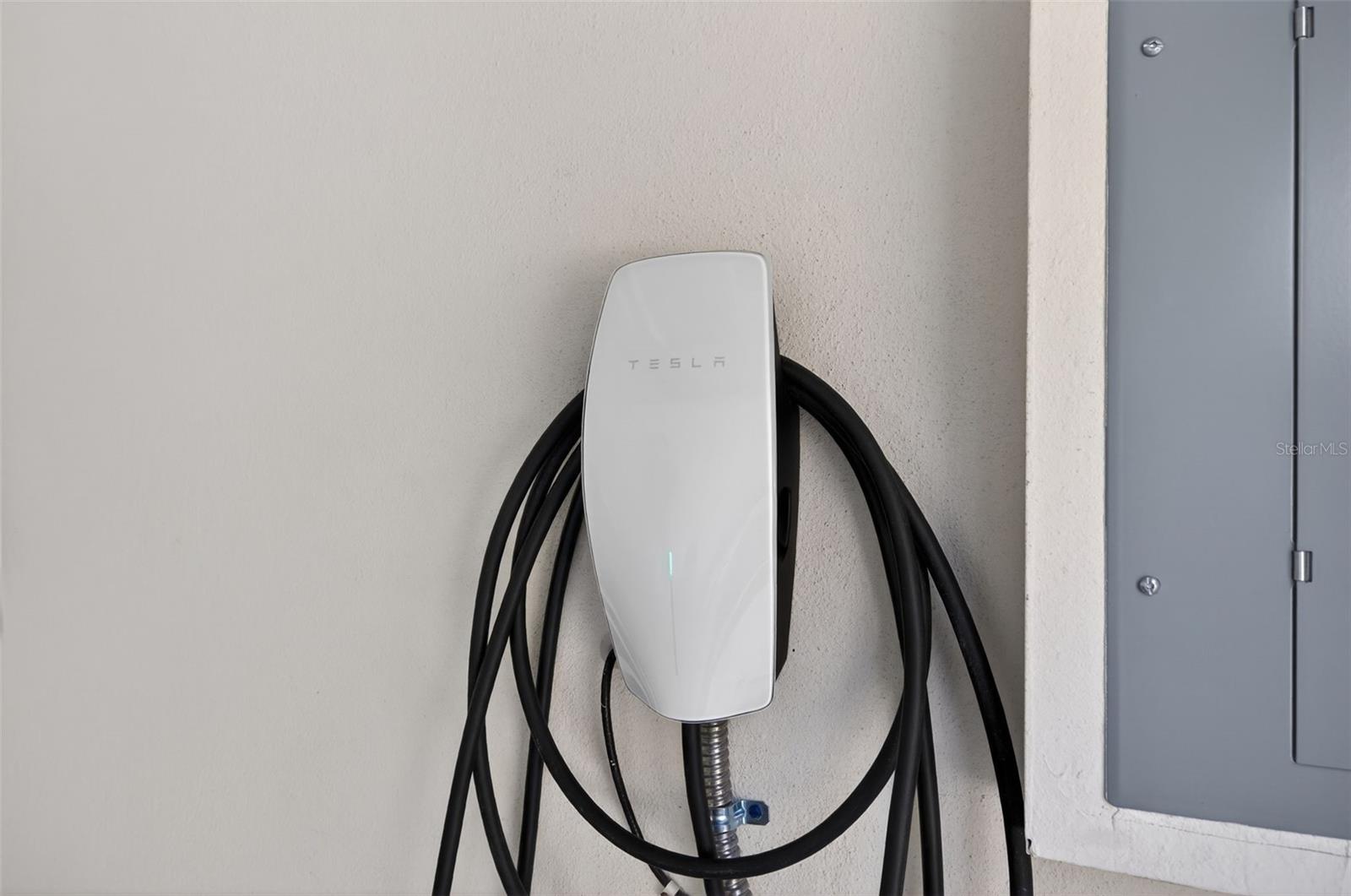 Image 34 of 41 For 611 24th Avenue N