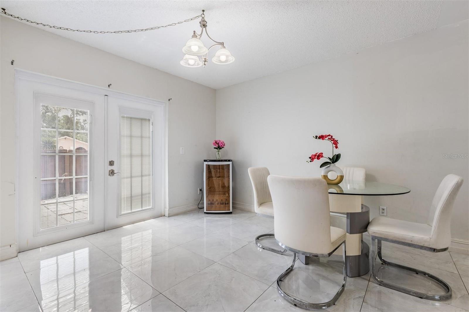 Image 10 of 20 For 10520 Winrock Place